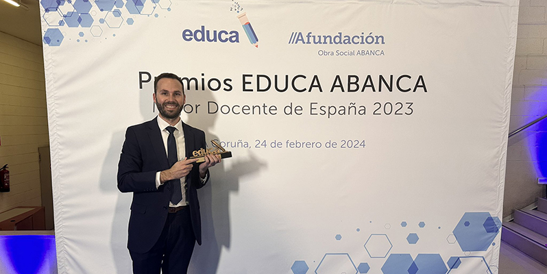 El complutense Daniel Pattier, Premio al Mejor Docente de España 2023 de Universidad en los Premios Educa Abanca